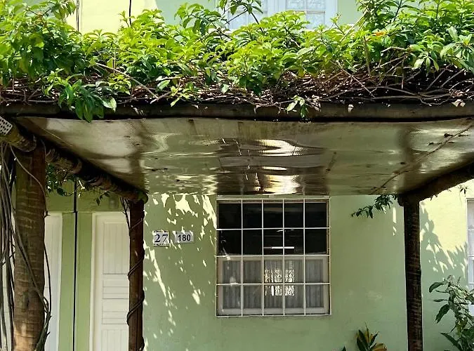 Casa Verde No Centro De Paraty